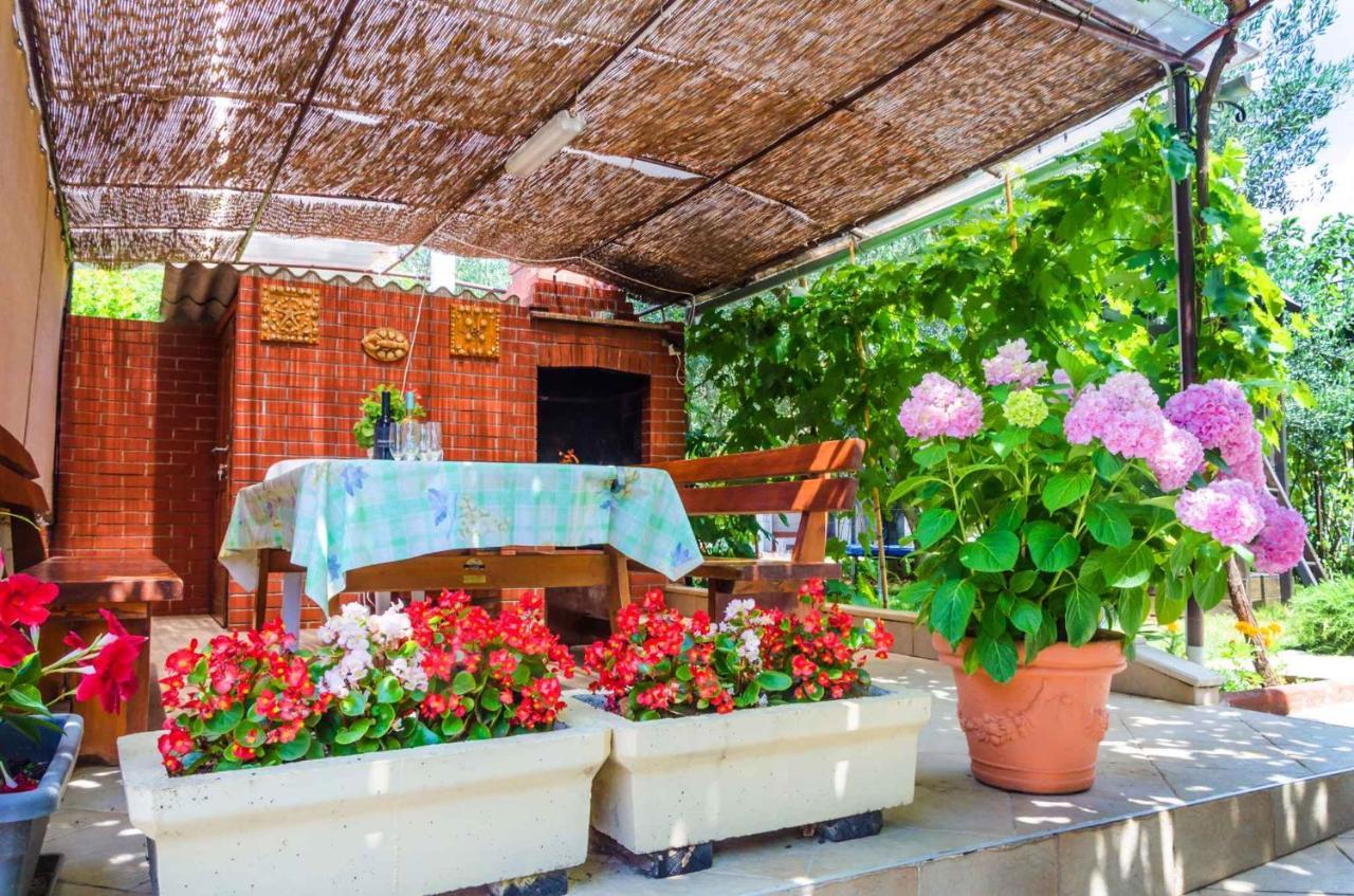 Holiday home in Pula/Istrien 11415 Exterior foto