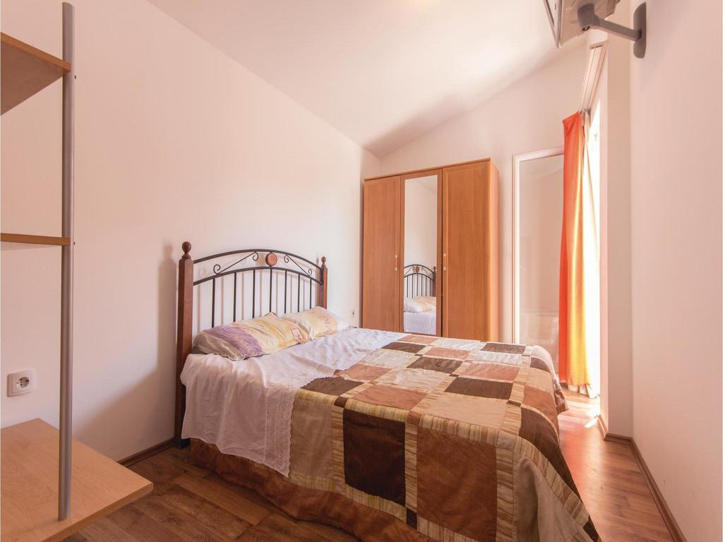 Holiday home in Pula/Istrien 11415 Zimmer foto